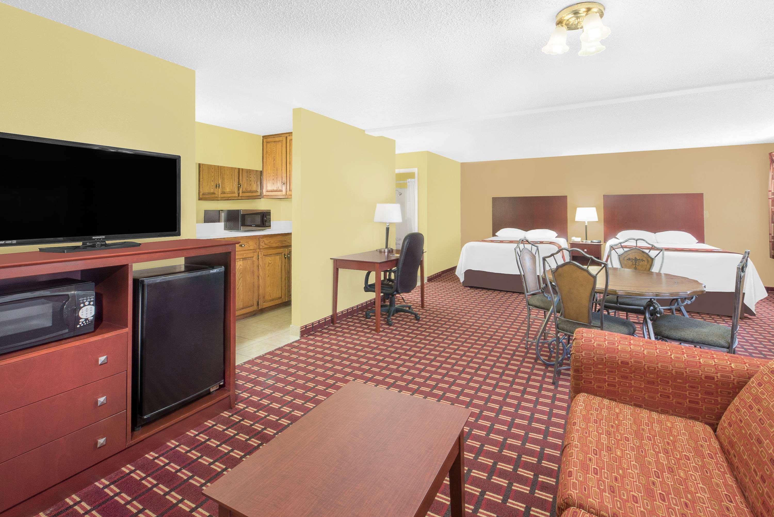 Super 8 By Wyndham Kerrville Tx Kültér fotó