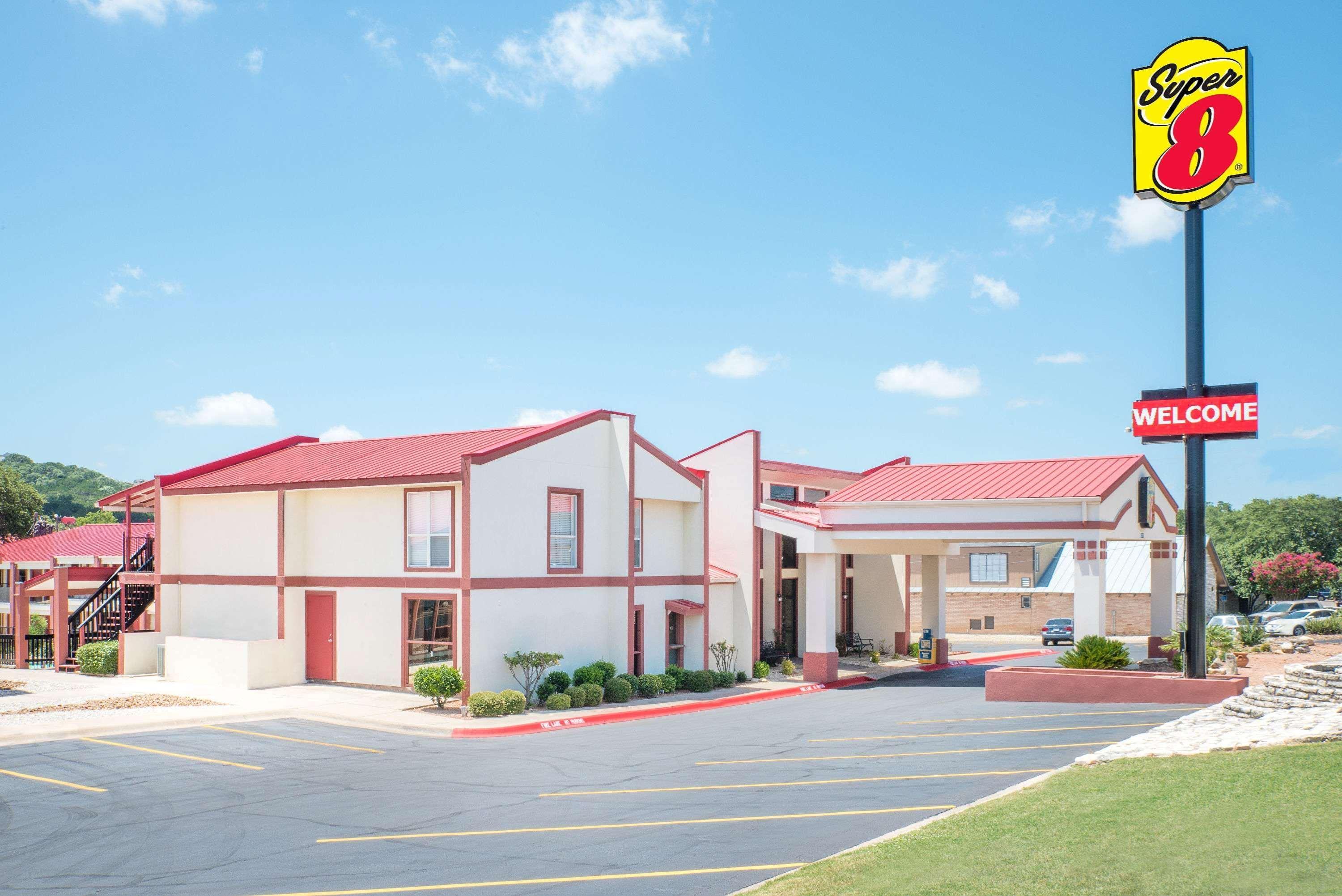 Super 8 By Wyndham Kerrville Tx Kültér fotó