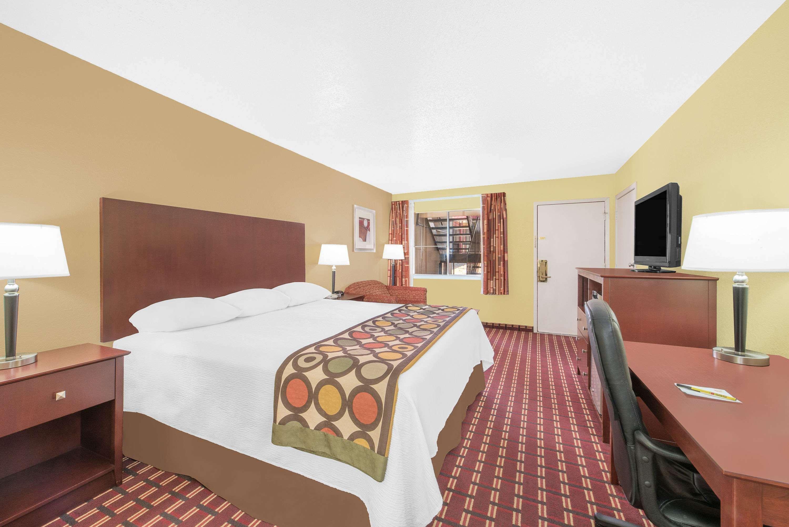 Super 8 By Wyndham Kerrville Tx Kültér fotó